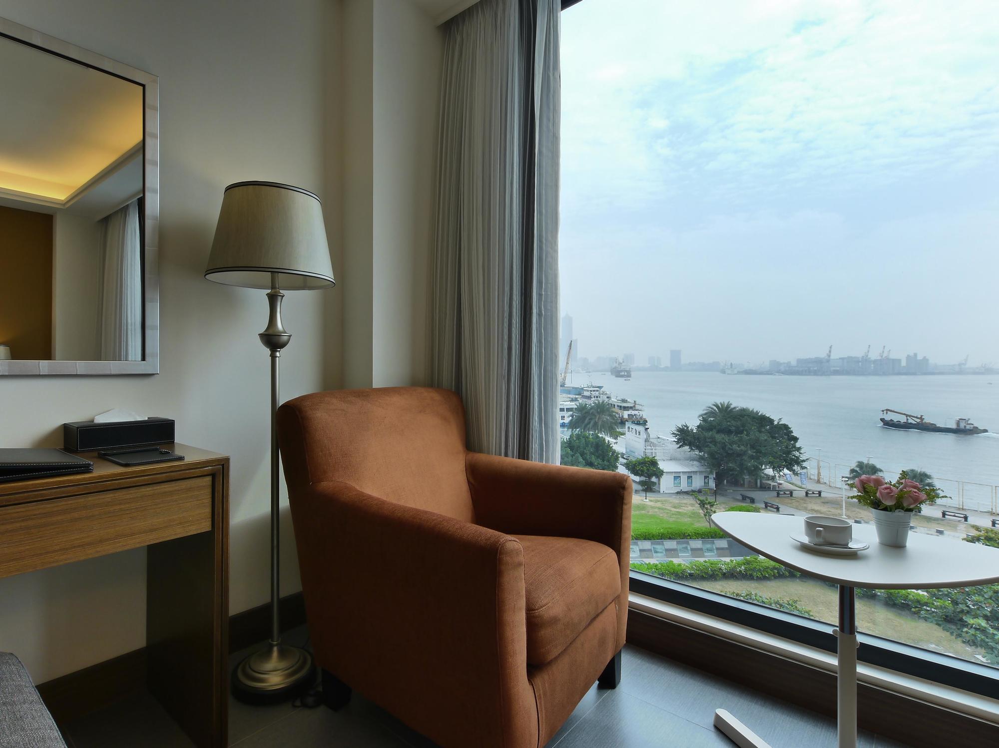 גאושיונג Watermark Hotel - Sizihwan מראה חיצוני תמונה