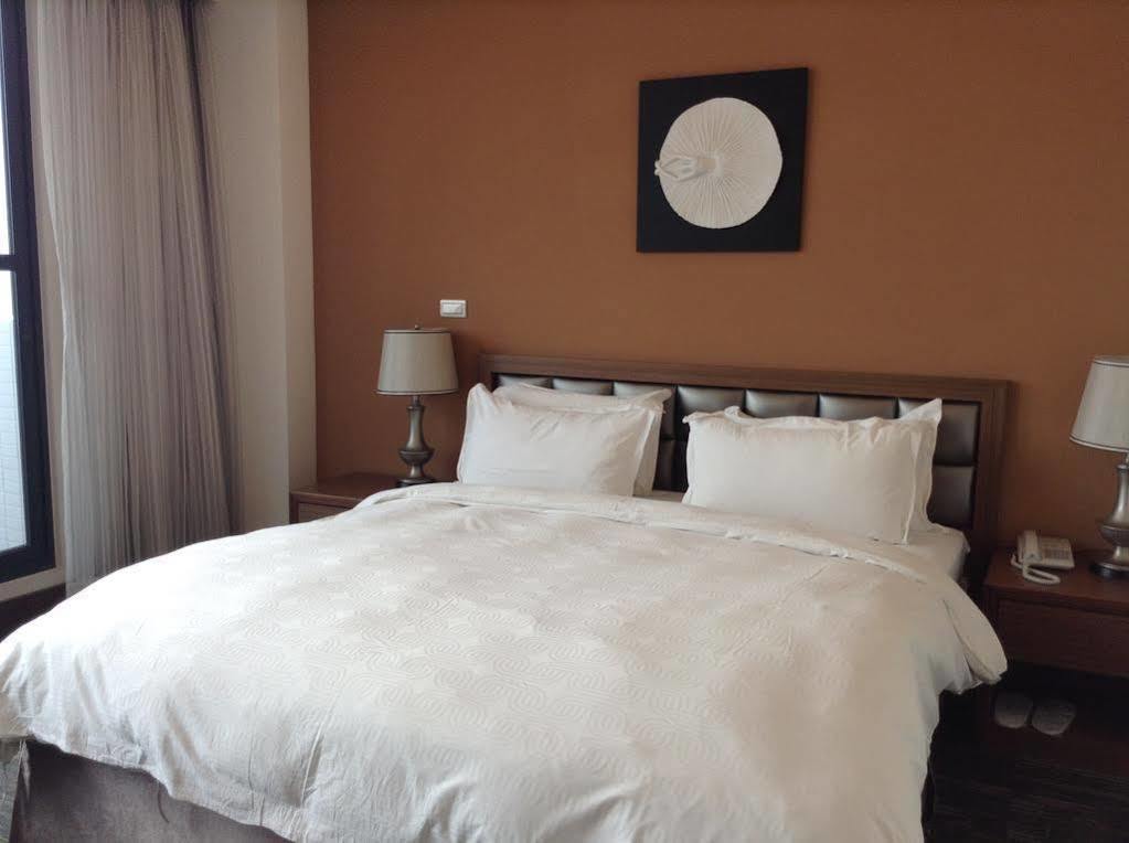 גאושיונג Watermark Hotel - Sizihwan מראה חיצוני תמונה