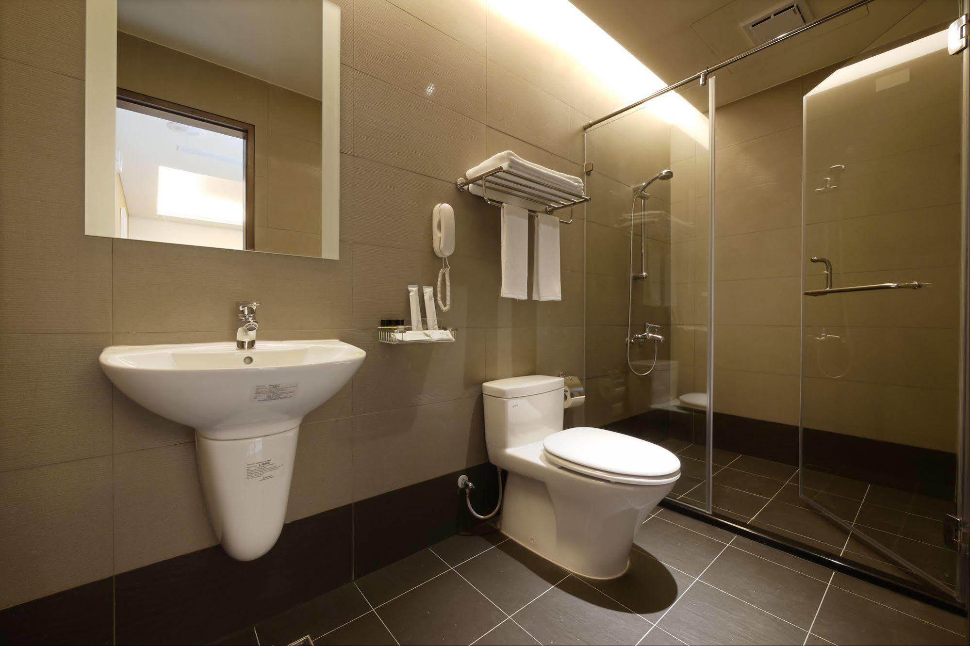 גאושיונג Watermark Hotel - Sizihwan מראה חיצוני תמונה